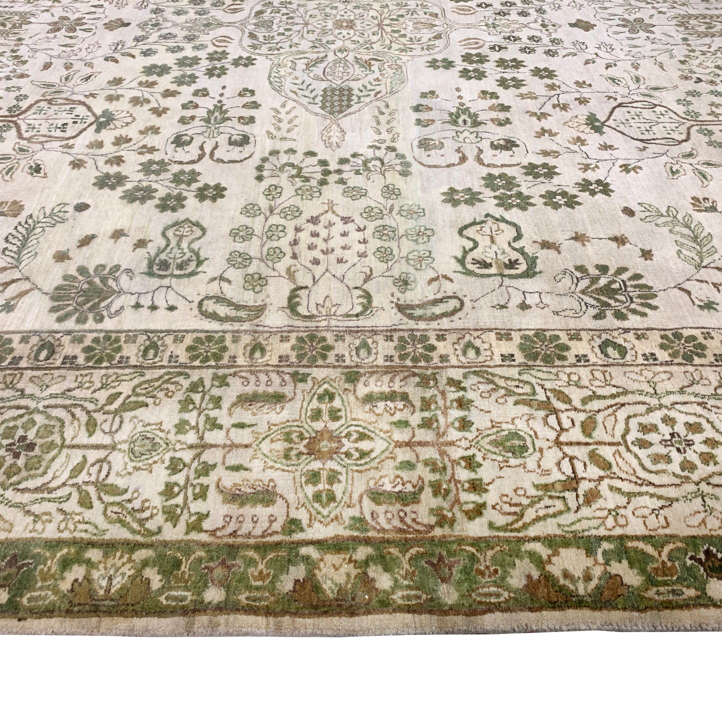 Garden Ivory, Green and Camel Traditional Kashan Pure Wool Luxury Handknotted Area Rug