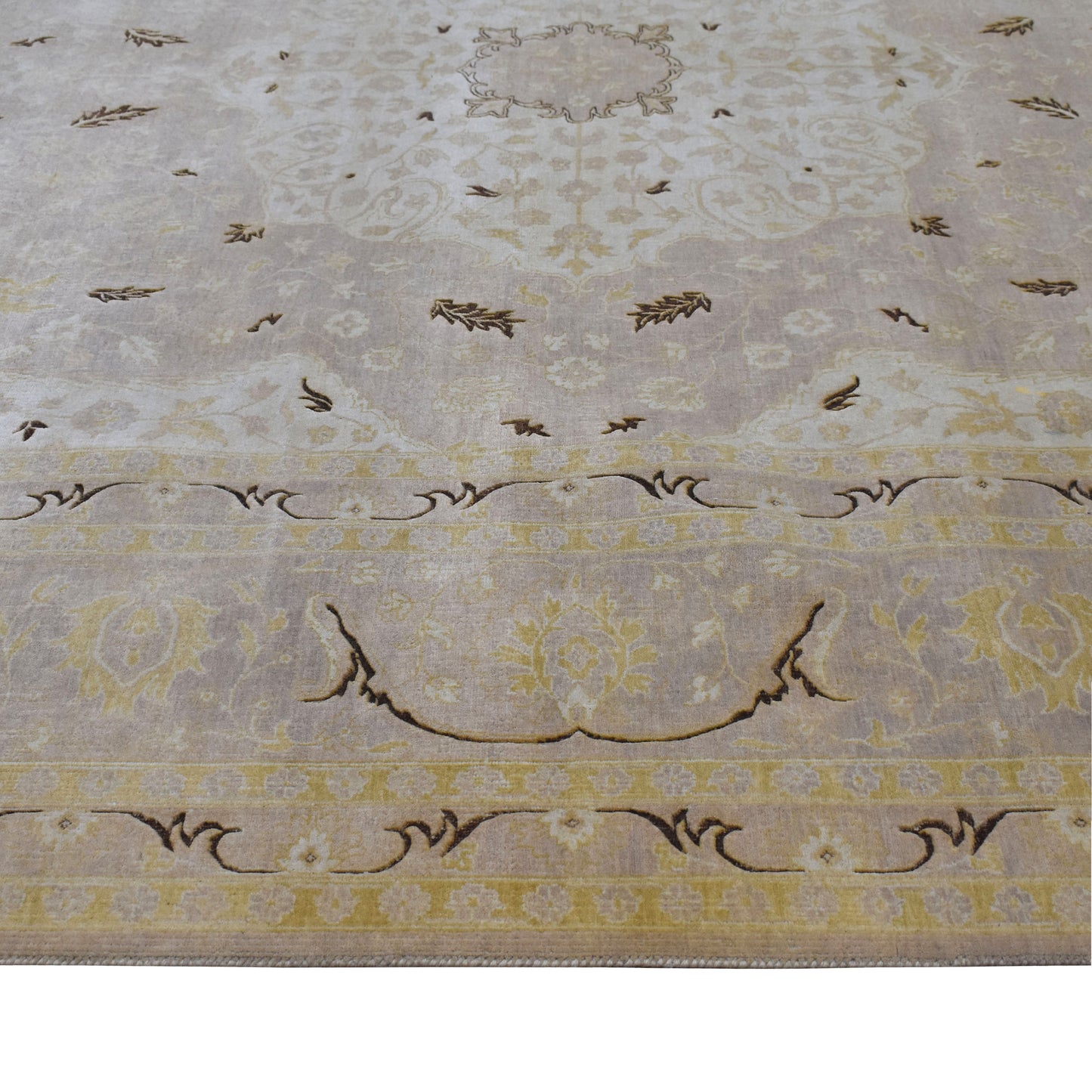 Darbar Ivory, Yellow and brown Heriz Luxury Traditional  Pure Wool Handknotted Area Rug