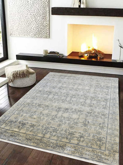 Grey and Grey Pure Silk Handknotted Area Rug 5.11x8.9ft 180x267Cms